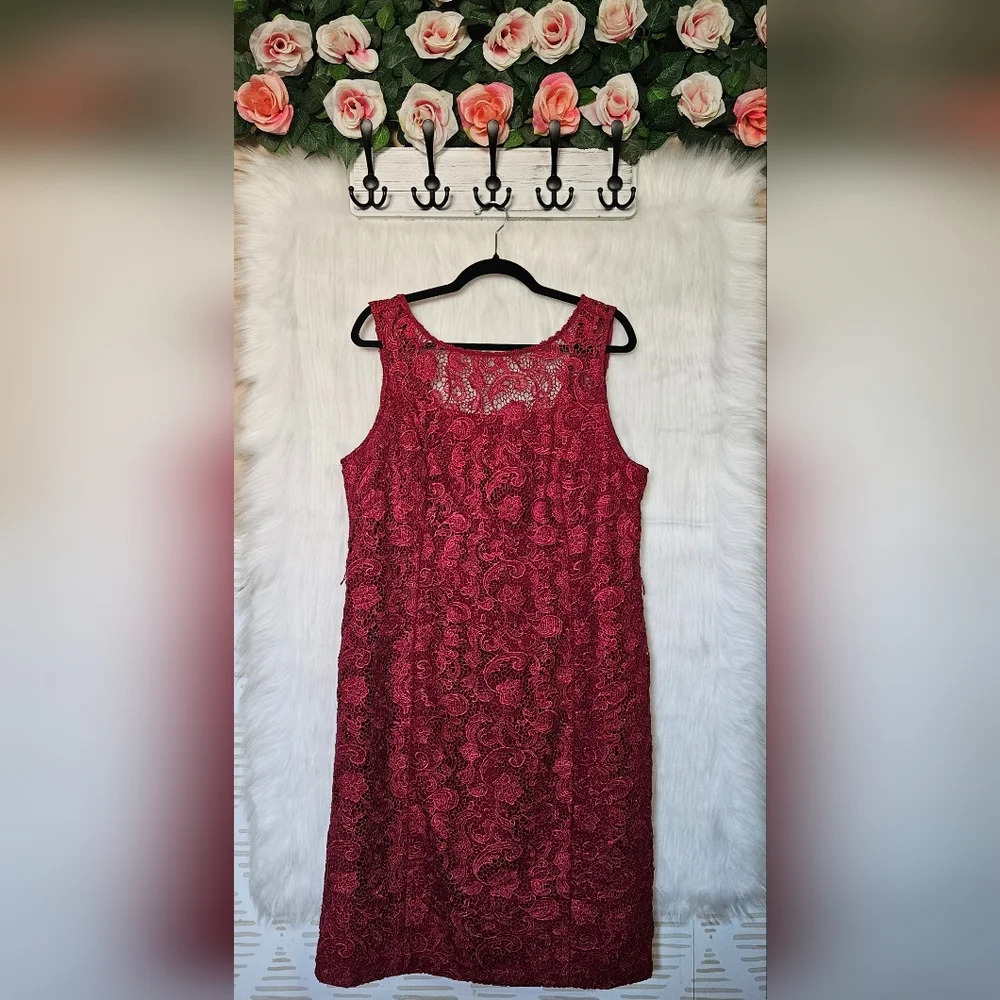 Grace Hill Rare Lace Overlay Fuschia Dress